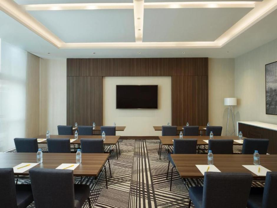 HAMPTON BY HILTON DUBAI AIRPORT — фото 8