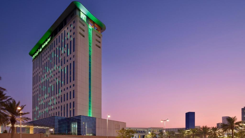 HOLIDAY INN & SUITES DUBAI FESTIVAL CITY — фото 2