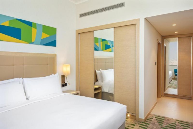 HOLIDAY INN & SUITES DUBAI SCIENCE PARK — фото 13
