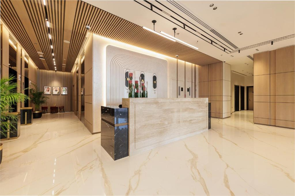 HOLIDAY INN DUBAI VILLAGE CIRCLE (EX. HOTEL AVALON) — фото 11