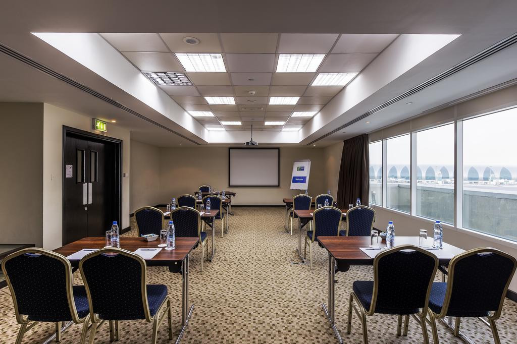 HOLIDAY INN EXPRESS DUBAI AIRPORT — фото 13