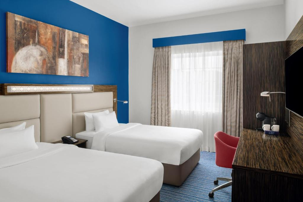 HOLIDAY INN EXPRESS SAFA PARK — фото 8