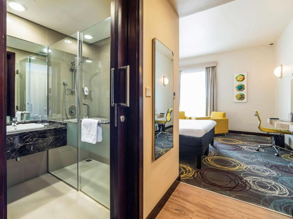 IBIS STYLES DRAGON MART DUBAI — фото 7