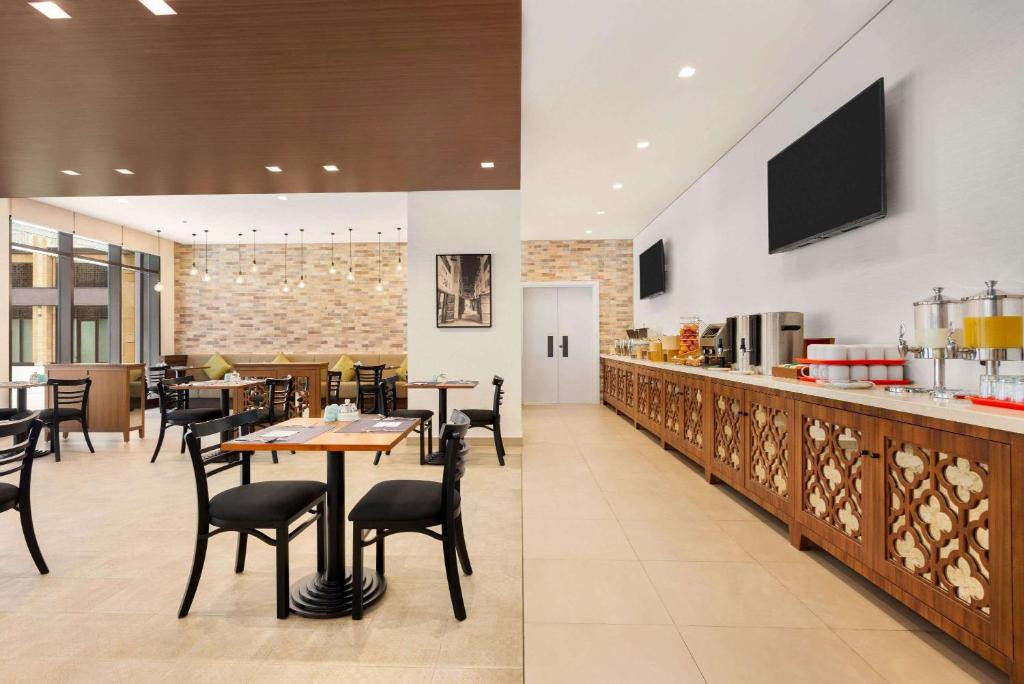 IBIS STYLES DUBAI GOLD DISTRICT (EX. SUPER 8 BY WYNDHAM DUBAI DEIRA) — фото 4