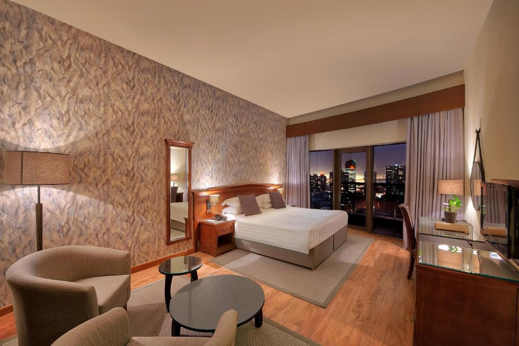 MAJESTIC CITY RETREAT HOTEL (EX. MAJESTIC HOTEL TOWER) — фото 3