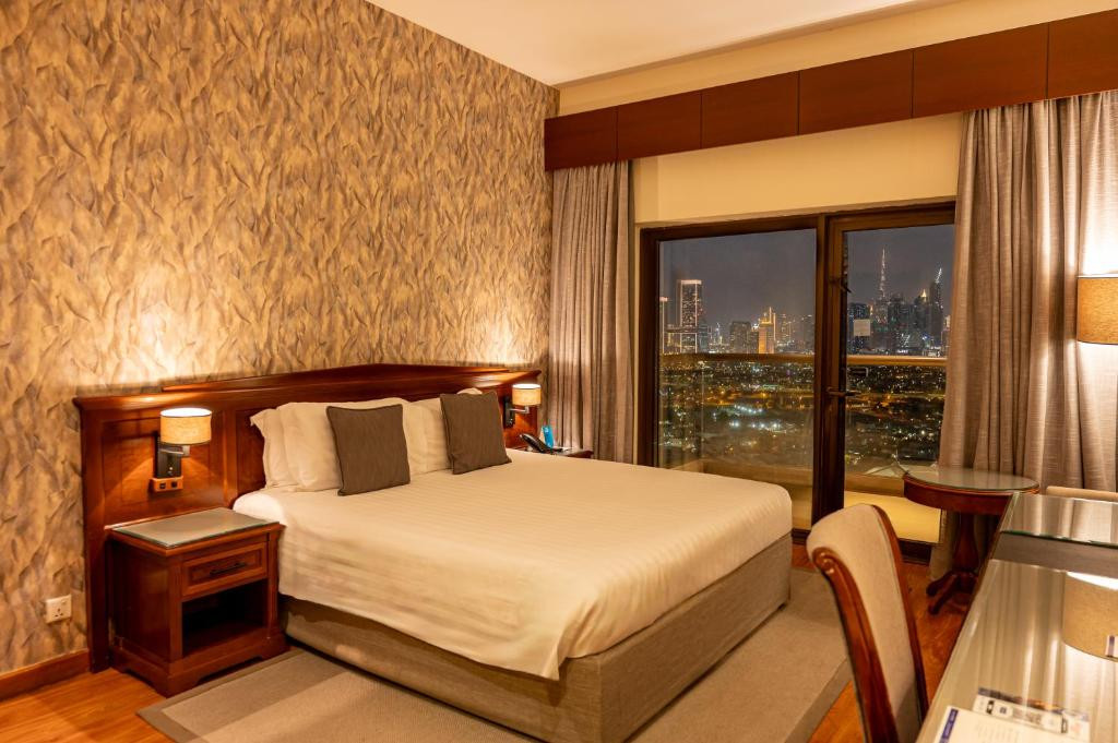 MAJESTIC CITY RETREAT HOTEL (EX. MAJESTIC HOTEL TOWER) — фото 16