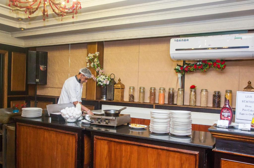 MARCO POLO HOTEL — фото 15