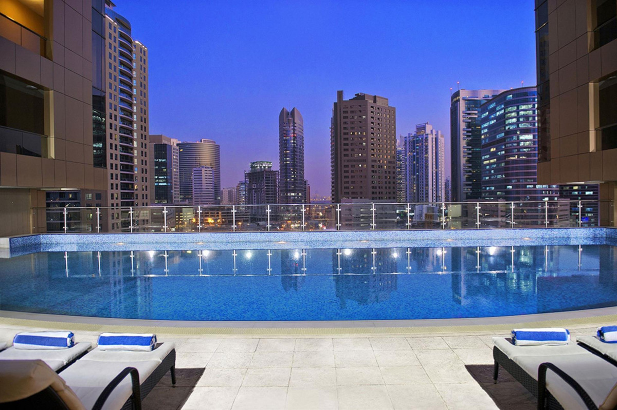 MERCURE DUBAI BARSHA HEIGHTS HOTEL SUITES & APARTMENTS — фото 2