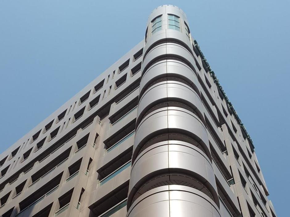 NEW ROYAL MARK HOTEL APARTMENTS