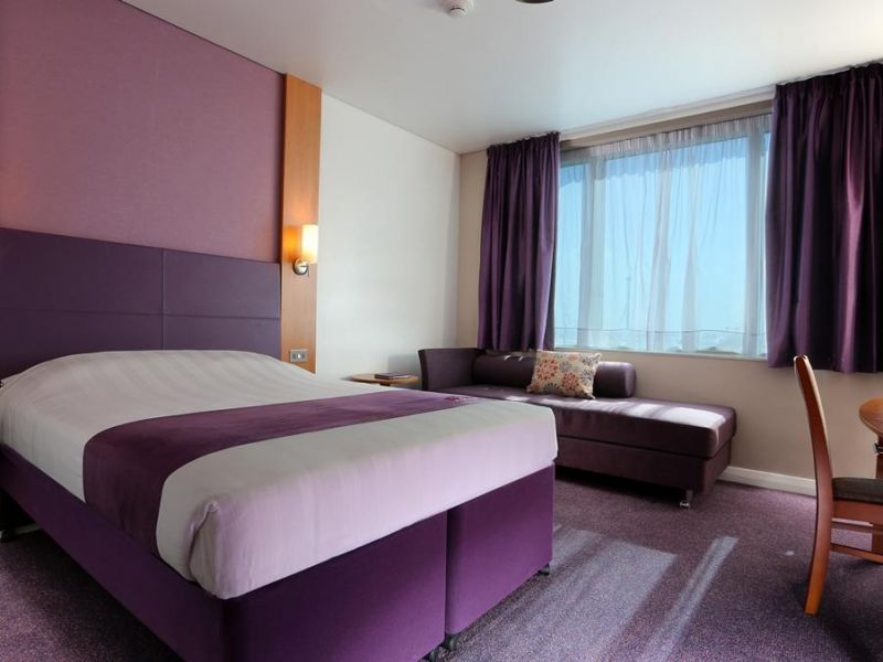 PREMIER INN DUBAI INTERNATIONAL AIRPORT — фото 2