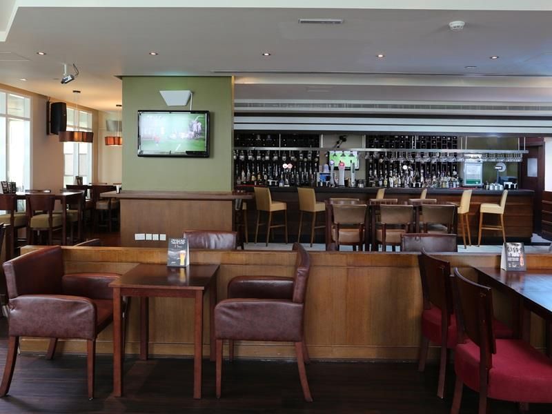 PREMIER INN DUBAI INTERNATIONAL AIRPORT — фото 13