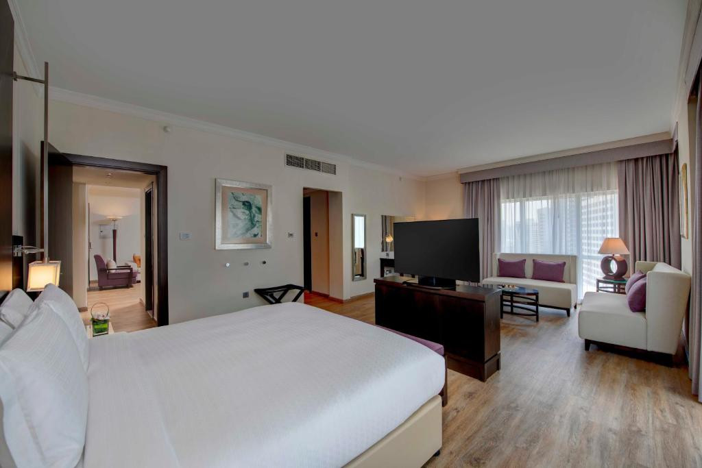 RADISSON BLU HOTEL BARSHA HEIGHTS (EX. MEDIA ROTANA) — фото 10