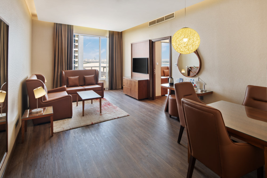RADISSON BLU HOTEL DUBAI CANAL VIEW — фото 10