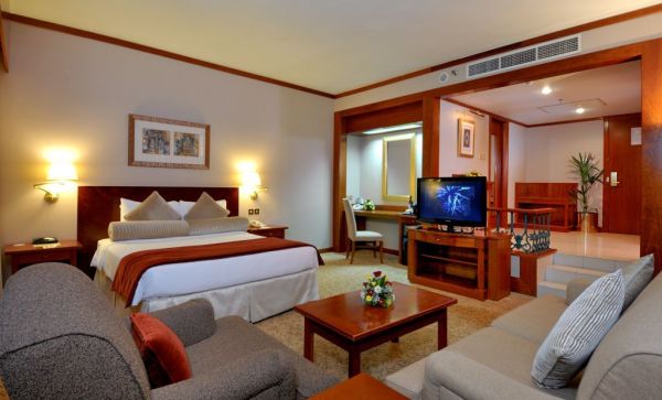 RAMADA BUR DUBAI — фото 2