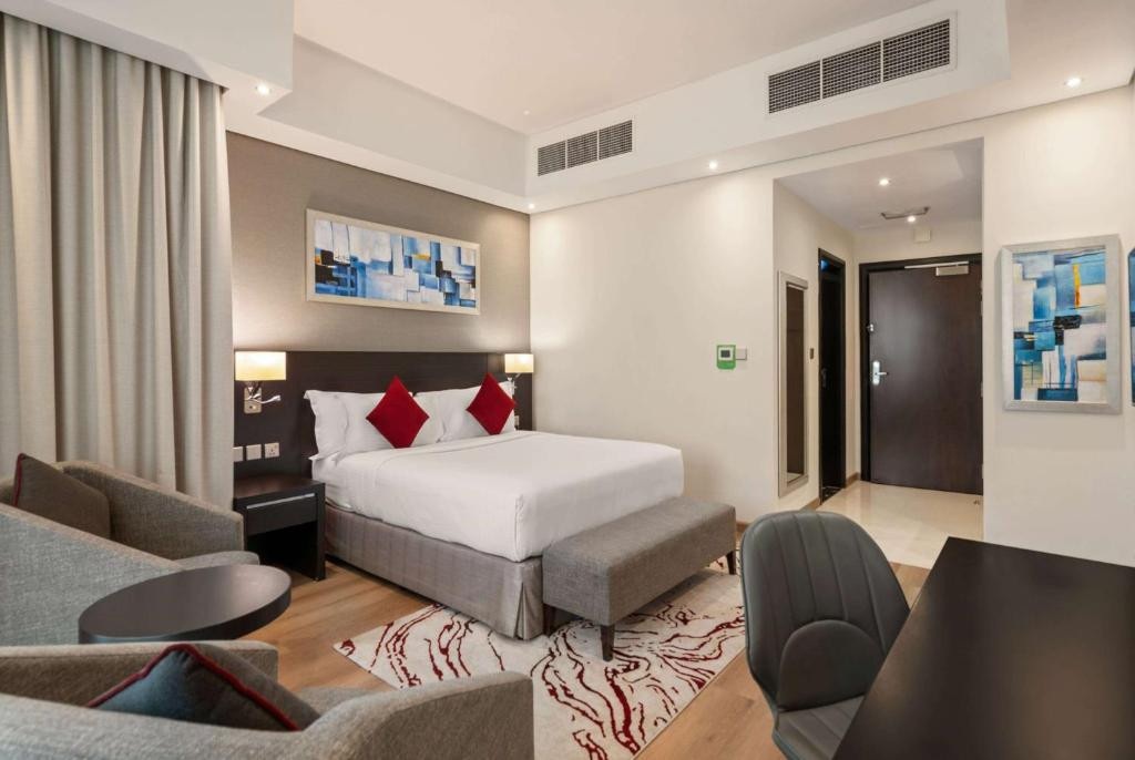 RAMADA BY WYNDHAM BARSHA HEIGHTS (EX. AURIS INN AL MUHANNA HOTEL) — фото 11