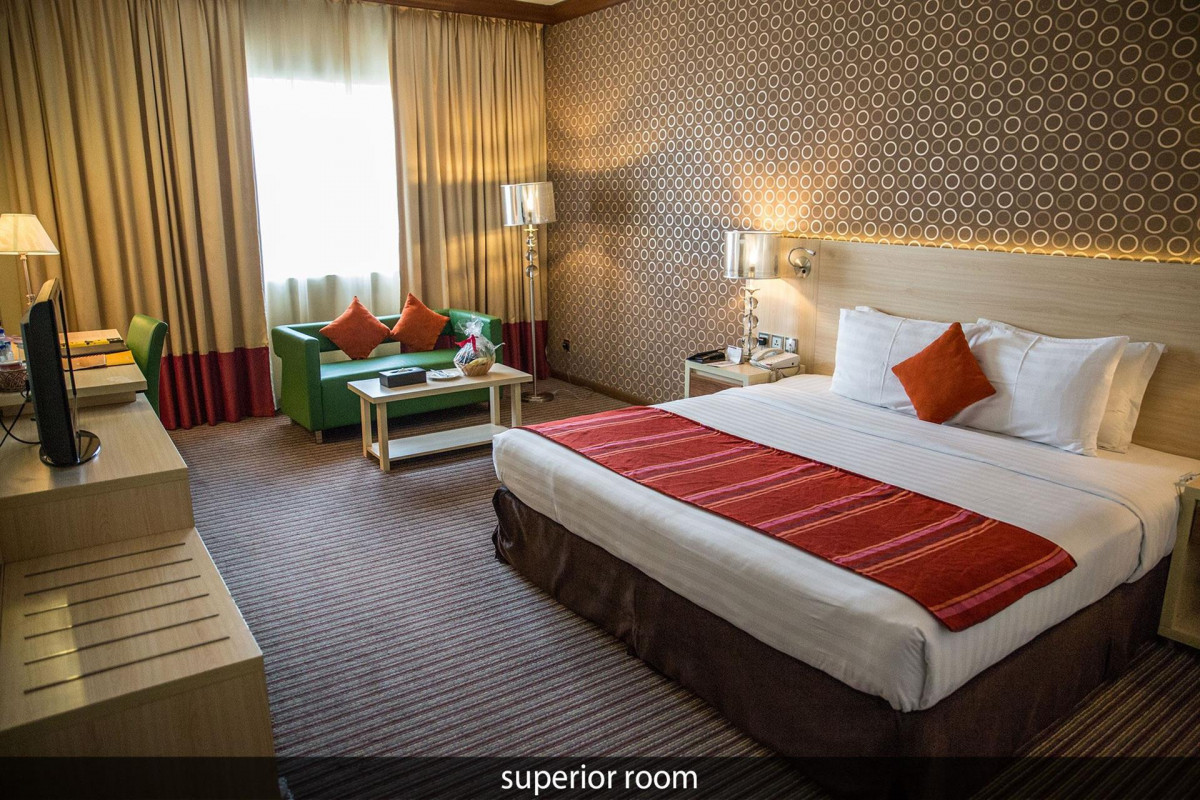 SAFFRON BOUTIQUE (EX. FORTUNE BOUTIQUE) — фото 15