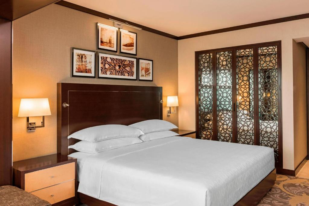 SHERATON DUBAI CREEK HOTEL & TOWERS — фото 17