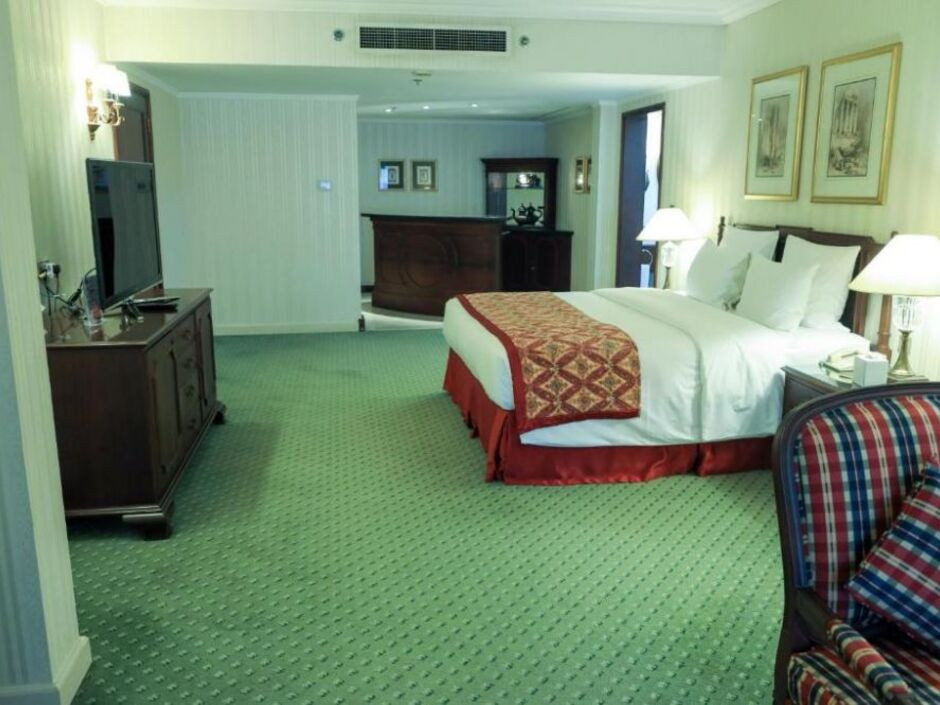THE BRISTOL INN HOTEL (EX. GULF INN HOTEL) — фото 3