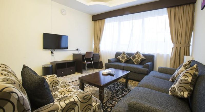 TRAVELLERS HOTEL APARTMENT — фото 13