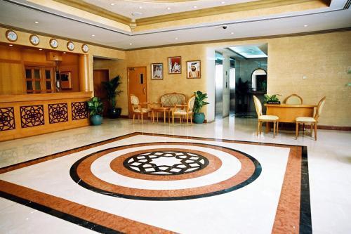 WINCHESTER GRAND DELUXE HOTEL APARTMENTS — фото 9