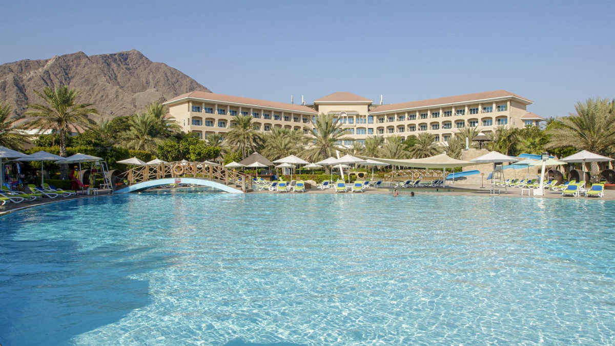FUJAIRAH ROTANA RESORT & SPA AL AQAH BEACH — фото 3
