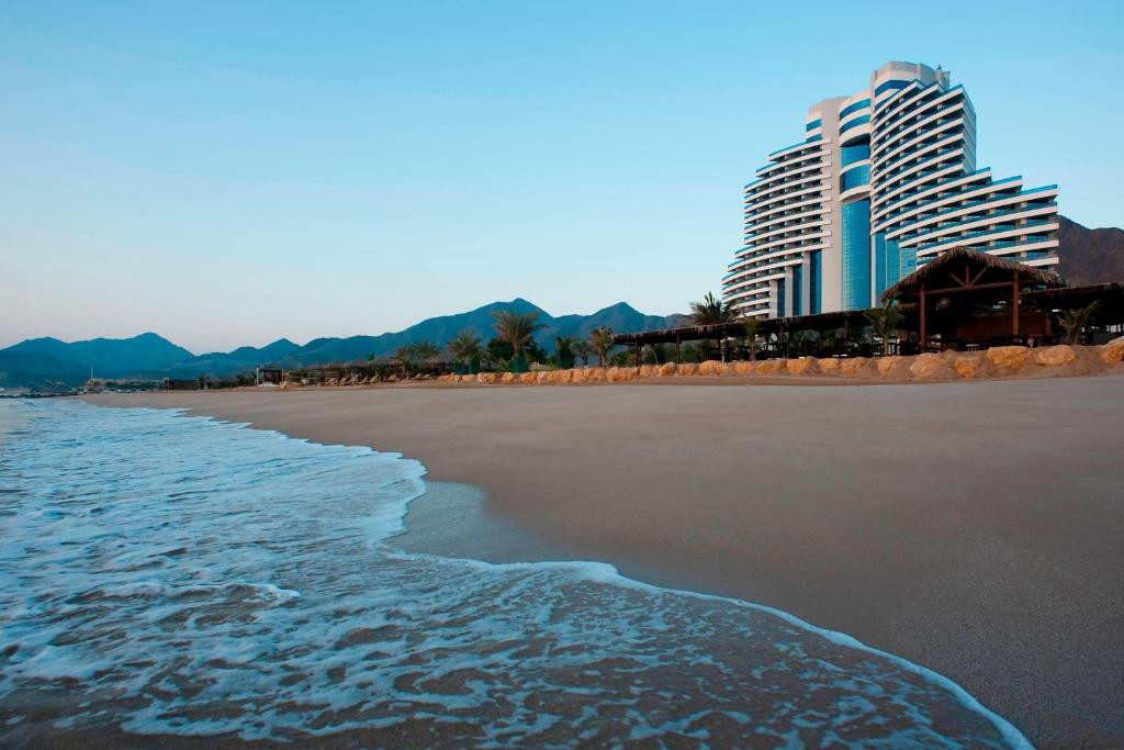 LE MERIDIEN AL AQAH BEACH RESORT — фото 16