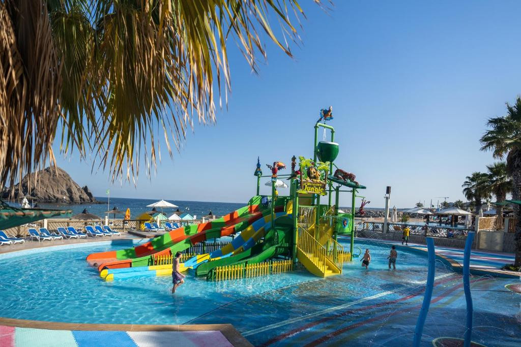 SANDY BEACH HOTEL & RESORT — фото 6
