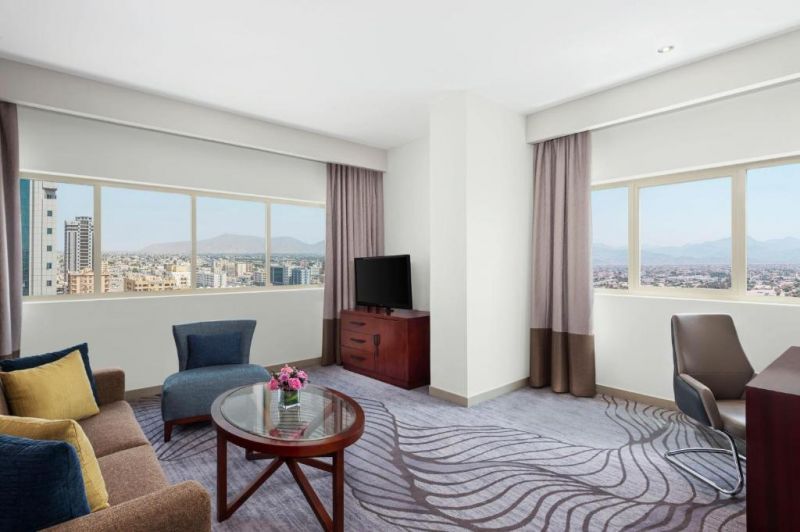 DOUBLETREE BY HILTON RAS AL KHAIMAH CORNICHE & RESIDENCE — фото 18