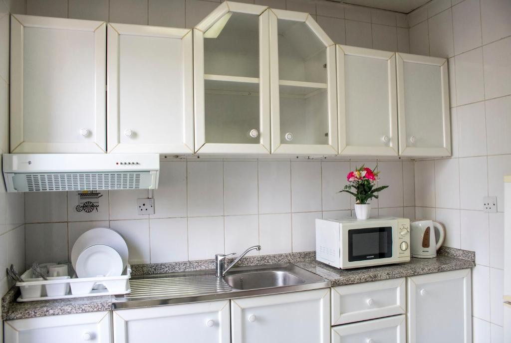 AL MAHA REGENCY SUITES — фото 12