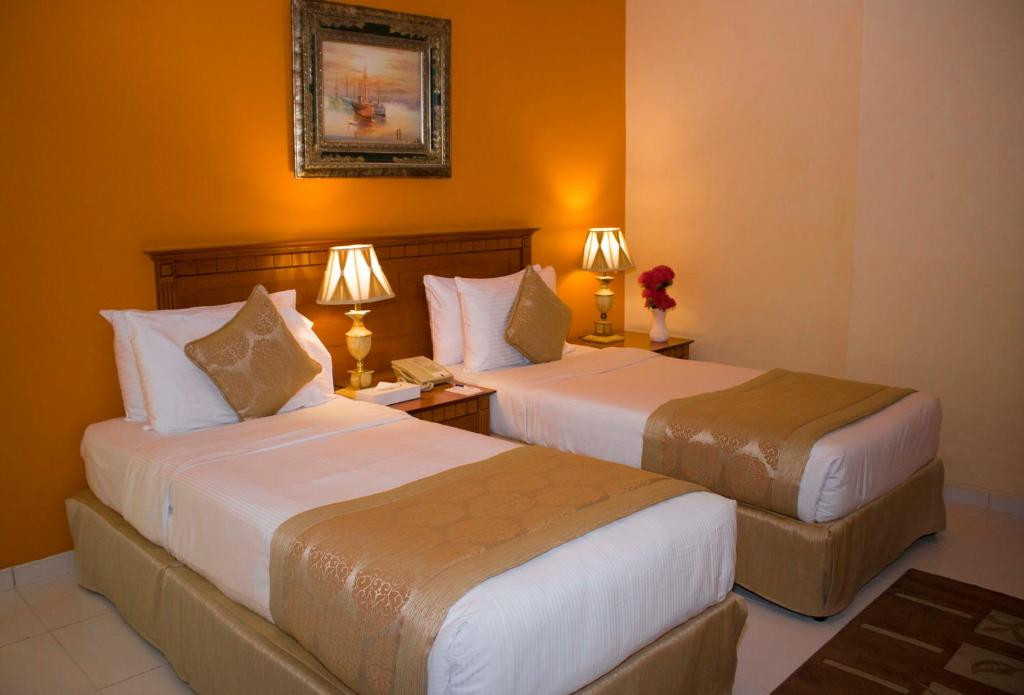 AL MAHA REGENCY SUITES — фото 14
