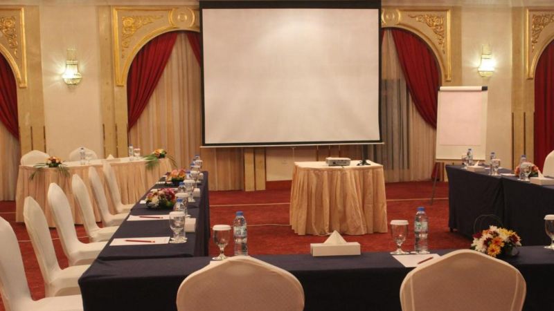 GRAND EXCELSIOR SHARJAH (EX. HOLIDAY INN SHARJAH) — фото 13