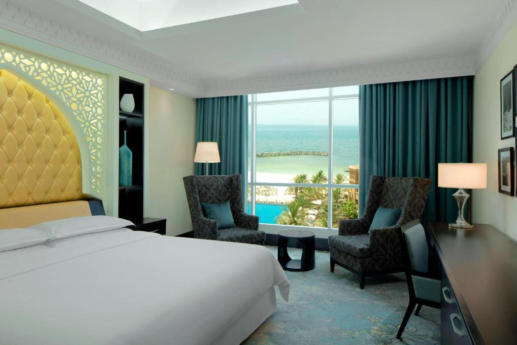 SHERATON SHARJAH BEACH RESORT & SPA — фото 15