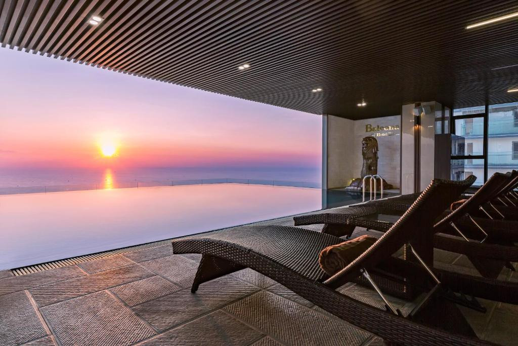 BALCONA HOTEL DA NANG
