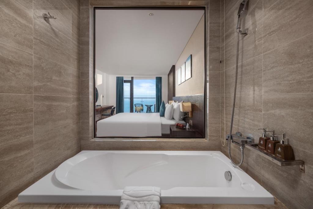 CANVAS HOTEL — фото 9
