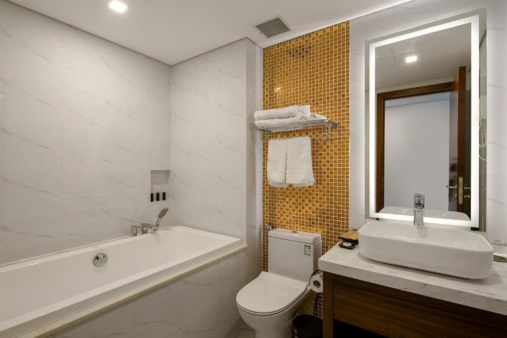 CN PALACE BOUTIQUE HOTEL DANANG — фото 9