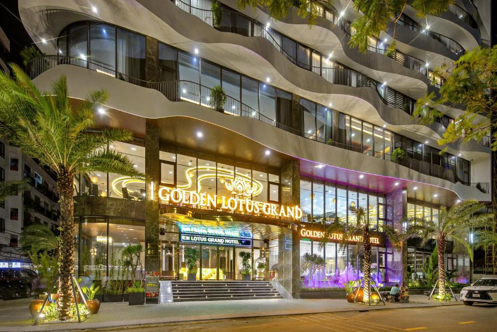 GOLDEN LOTUS GRAND HOTEL DA NANG — фото 10