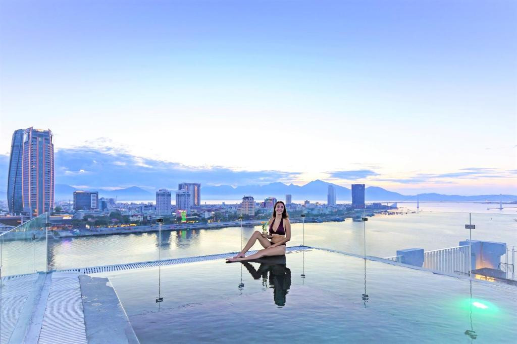 IBIZA RIVERFRONT DANANG — фото 9