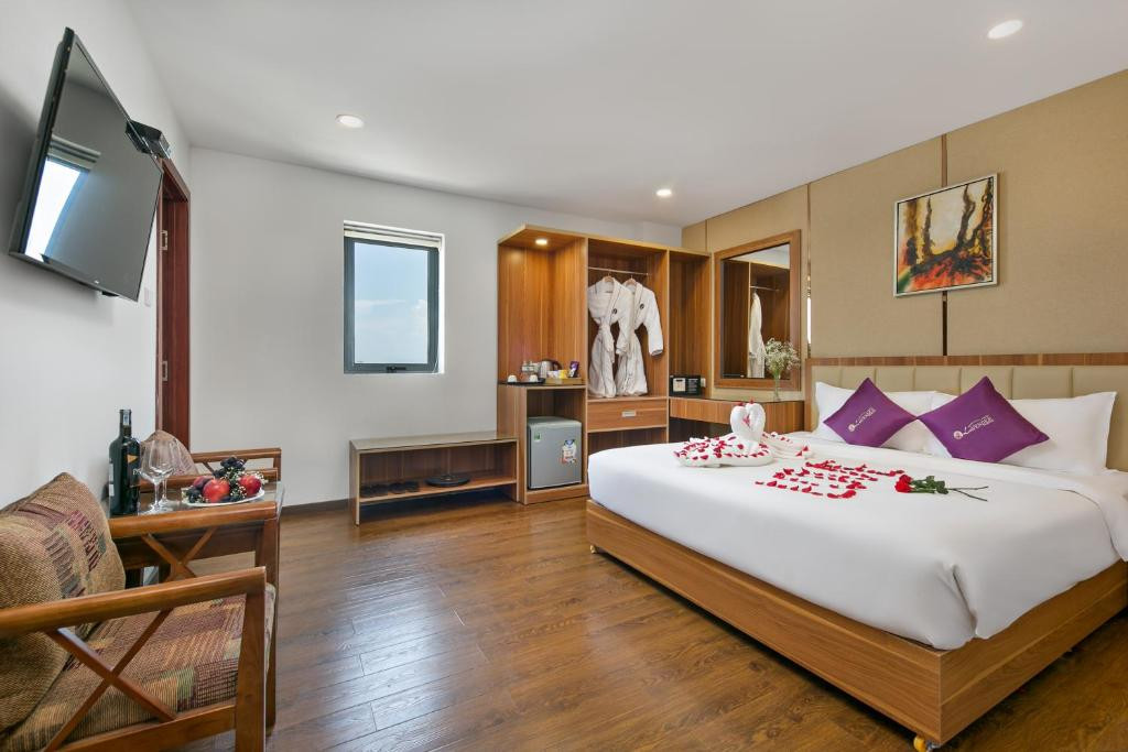 LAVENDER RIVERSIDE HOTEL DANANG — фото 15