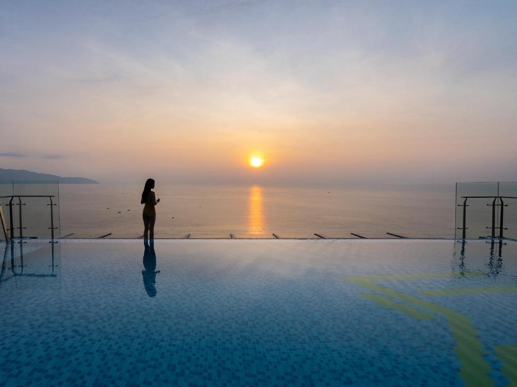MAXIMILAN DANANG BEACH HOTEL — фото 7