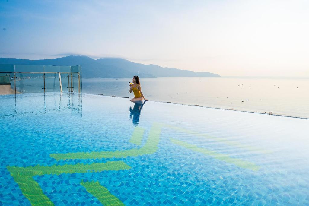 MAXIMILAN DANANG BEACH HOTEL — фото 8