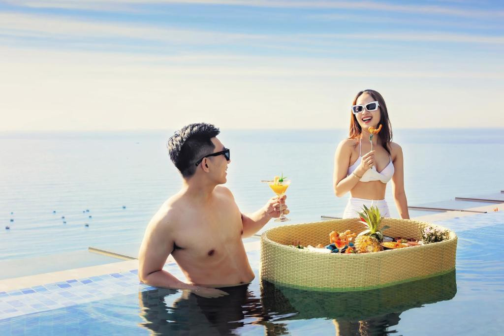 MAXIMILAN DANANG BEACH HOTEL — фото 10