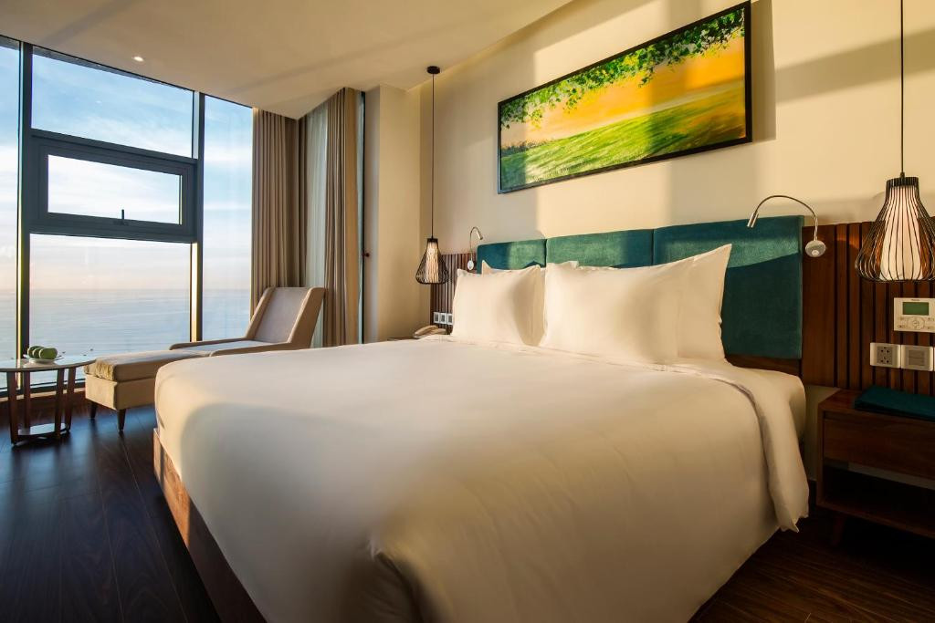 MAXIMILAN DANANG BEACH HOTEL — фото 17