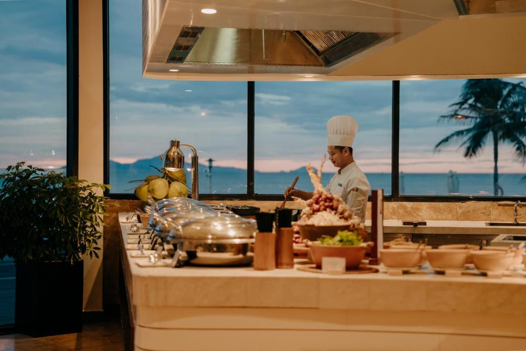 MELIA DANANG BEACH RESORT — фото 7