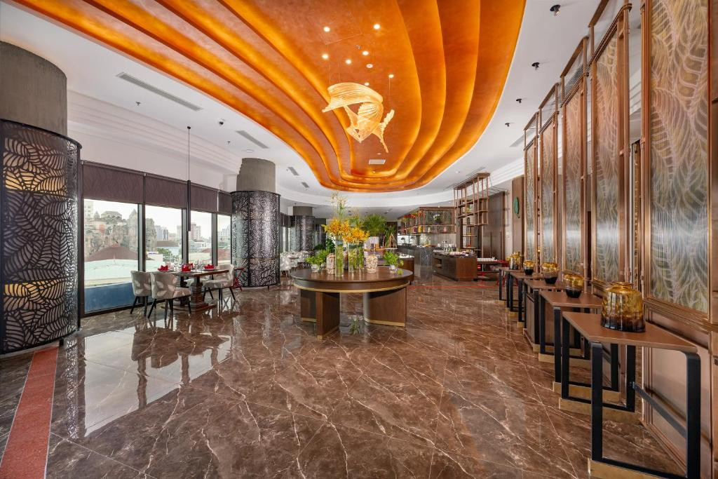 NESTA CELIA HOTEL DA NANG — фото 18