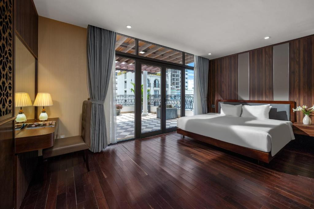 PALAZZO LUXURY HOTEL — фото 11