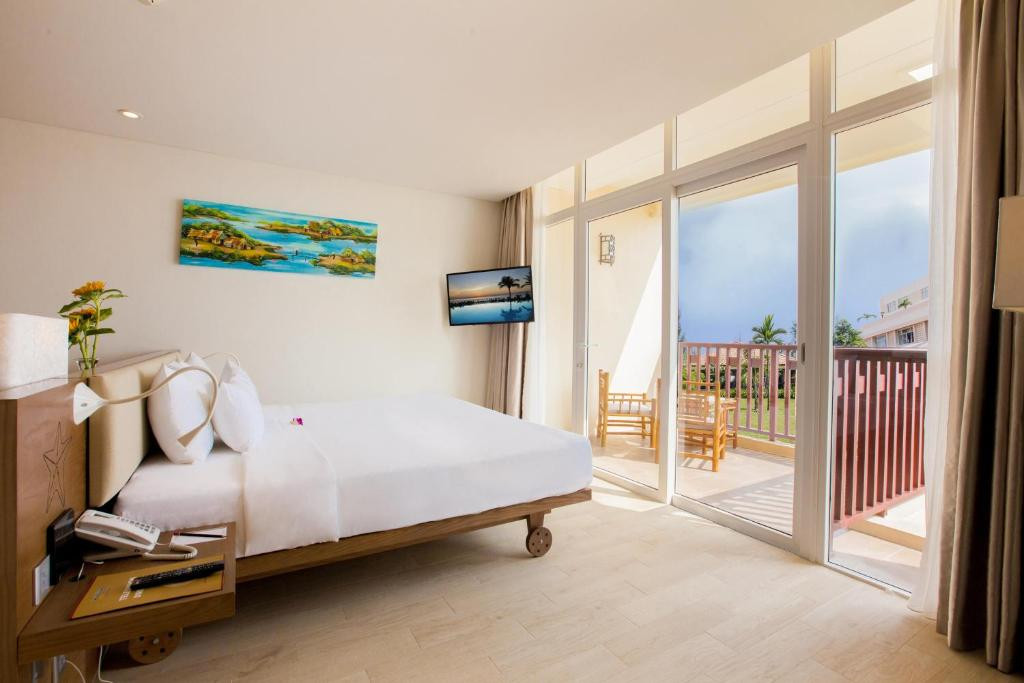 SANDY BEACH NON NUOC RESORT (EX. CENTARA SANDY BEACH RESORT) — фото 17