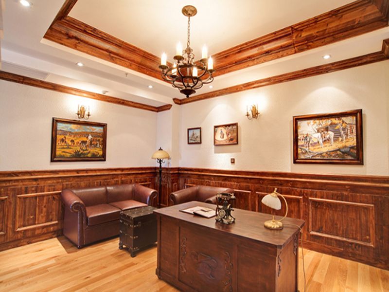 SEVENTEEN SALOON — фото 14