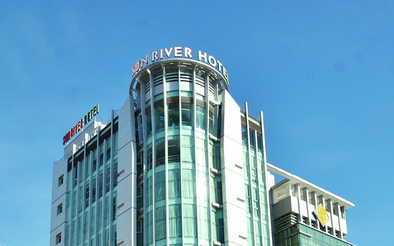 SUN RIVER
