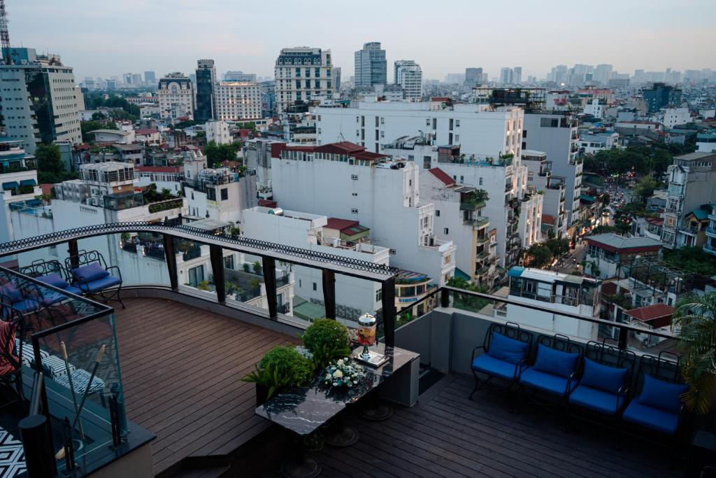 CHAMPTON HANOI HOTEL (EX. THE LIGHT HOTEL) — фото 18