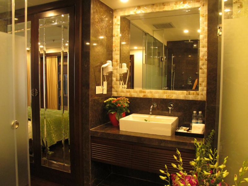 GOLDEN SILK BOUTIQUE — фото 18